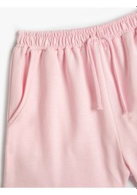 Resim Koton Basic Şort Beli Bağlamalı Kalp Detaylı Rahat Kesim Pembe 4skg40248ak Pembe 