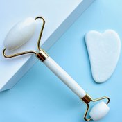 Resim 1 Set Plastik Yüz Masaj Rulosu + Plastik Kalp Şekilli Gua Sha Tahtası Seti - Çift Uçlu Rulo Hafif Bej Bakım Aracı Yüz Masajı ve Rahatlatma için, Kokusuz, Pil Gerektirmez, Güzellik Rahatlatma | Şık Estetik | Düz Yüzey 