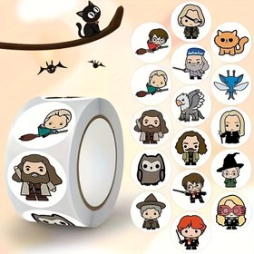 Resim Sıcak 500 adet Harry Potter Çıkartmaları Rulosu - Parlak Kırmızı Karikatür El Kitabı Tasarımı, Tekrar Kullanılabilir Kendinden Yapışkanlı Çıkartmalar Dizüstü Bilgisayarlar, Telefonlar, Su Şişeleri için - Hayranlar için Mükemmel Doğum Günü Hediyesi, Telefon Çıkartmaları, Canlı Çıkartma Tasarımları, Parlak Bitiş Çıkartmaları 