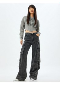 Resim Koton Crop Sweatshirt Kapüşonlu Fermuarlı Kolej Baskılı Korse Detaylı Şardonlu Gri 5wal10247ık Gri 