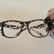Resim 1 adet Sanrio for hello kitty için Leopar Desenli Moda Gözlükleri - Sevimli Y2K Stil, Lens Gerektirmez, Çiçek Detayları, Kadın Kıyafetleri İçin Mükemmel Aksesuar, Sevimli Gözlükler 