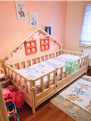 Resim Bir Başka Çocuk Yarı Çatılı 2 Pencereli Kapılı Montessori Yatak 