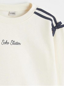 Resim LC Waikiki Bisiklet Yaka Fiyonk Detaylı Kız Çocuk Sweatshirt Ve Eşofman Altı (S6) 