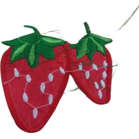 Resim Kahi-zai Aplike Ütü Ile Yapışan 2'li Çilek Desen 