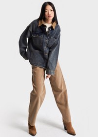 Resim Kadın T.Kot Rengi 2w5-8 Oversize Önü Düğmeli Yaka Detaylı Tasarım Denim Ceket - T.Kot / 34 
