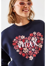 Resim Shade Kadın Üç İplik Şardonlu Yuvarlak Yaka Pati Baskılı Sweatshirt Mbhs005 60601005 - Lacivert 