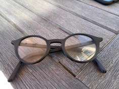 Resim Gözlük Çerçevesi - Izipizi Gözlükleri İçin Plastik Aparat 