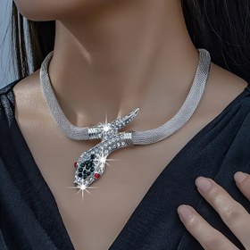 Resim Kadife Desenli Altın Tonlu Serpantin Kolye - Günlük Giyim ve Partiler için Çok Yönlü Takı, Sentetik Taş Detayları, Mardi Gras Günü veya Özel Günler için Mükemmel, Parti Aksesuarı, Serpantin Tasarımı, Dayanıklı Takı 