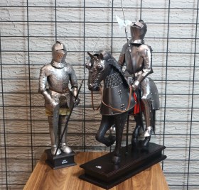 Resim STERLING Iron Knight Atlı Dekoratif Süs Şövalye 