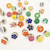 Resim Kadın Bluzları ve Hırkalar için 50 Adet Karışık Görünmez Düğme Seti, Gizli Fermuarlı Dikişsiz Sedef Düğmeler, Gömlekler ve Elbiseler İçin Uygun Moda Basit Çıkarılabilir İğneli Görünmez Aksesuarlar 