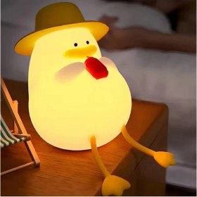 Resim Hediyesahibi Sevimli Ördek Şapkalı Silikon LED Gece Lambası – Dokunmatik, USB Şarjlı, Dekoratif Masa Lambası 