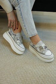 Resim Guja JAMİE GUJA İTHAL ÖZEL SERİ TABAN TAŞ DETAYLI PULLU CIRTLI KADIN SPOR AYAKKABI GRİ 