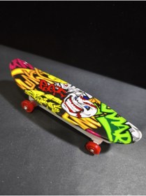 Resim enyatakı Kaykay modeli ızgaralı pürmüzlü alevli tamamı metal kaplama kaliteli tarz çakmak 