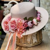 Resim Kadınlar için Çiçekli Saman Tarzı Geniş Kenarlı Düğün Şapkası - Ayarlanabilir Dantel Süs & Kurdele Fiyonk, Açık Hava Törenleri ve Bahçe Partileri İçin Nefes Alabilen Hafif Gelin Güneş Şapkası, Hediye Paketlemesi Hazır 