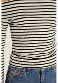 Resim Tudors Kadın Slim Fit Dar Kesim Fitilli Straplez Çizgili Bluz-33977 Beyaz - Siyah 