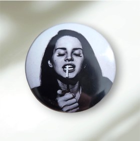 Resim fırsatlar diyarı Lana Del Rey Buton Rozet 