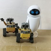 Resim Eve ve Wall-E robot figürleri, masaüstü dekorasyonu, doğum günü hediyeleri ve Paskalya parti etkinlikleri için mükemmel. 