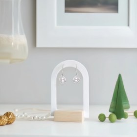 Resim 1 adet Minimalist Küpe Askısı, Küpe Tutucu ve Takı Düzenleyici, Küpe için Masaüstü Ekran Askısı, Masaüstü Takı Ekran Askısı 