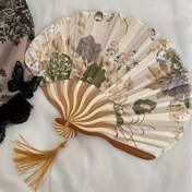 Resim 2 Adet Şık Vintage Mürekkep Resimli Püskül Katlanır Yelpaze - Bir Yelpazeyi Al, İkincisini Ücretsiz Kılıf ile 2'li Pakette, Taşınabilir Çin Stili Dans El Yapımı Yelpaze, Erkekler ve Kadınlar için Günlük Kullanım İçin Zarif Aksesuar - Anneler Günü Hediyesi ve Yaz İçin En İyi Seçim 