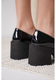 Resim Roof Atelier Talya Siyah Rugan Kalın Topuklu Loafer Ayakkabı Siyah 
