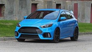 Resim Ford Focus 3.5 Hb için Uyumlu Rs Görünüm Bodykit 