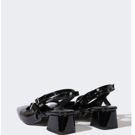 Resim DeFacto Kadın Tek Bantlı Yüksek Taban Suni Deri Sandalet E9643AX25HSBK23 Siyah 