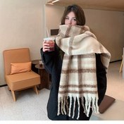 Resim 1 adet Kadınlar için Rahat Ekose Atkı - Kalın Sıcak Polyester Püsküllü Sonbahar & Kış için, Şık Rüzgar Geçirmez Şal Kahverengi, Siyah, Beyaz & Krem, Soğuk Hava Kıyafetleri için Mükemmel 