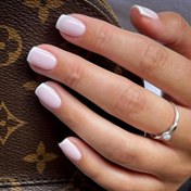 Resim 24pcs Glossy White French Tip Press On Nails - Short Square Fake Nails with Pink Glue - Daily Wear False Nails for Women and Girls 