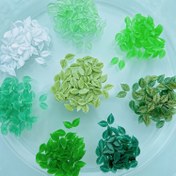 Resim 100/200 adet Yeşil Yaprak Tırnak Süslemeleri - DIY Tırnak Sanatı, Takı ve Telefon Kılıfı El Sanatları için Reçine Okaliptüs & Monstera Yaprağı Tasarımlar - Canlı Botanik Tırnak Aksesuarları, Tırnak Sanatı Malzemeleri, Doğal Estetik Dekor, Zarif Doku Detayı 