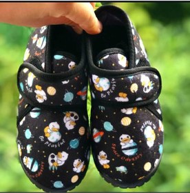 Resim Pandalina Çocuk Panduf Kreş Ev Okul Ayakkabısı Yumuşak Kaydırmaz hafif Taban Cırt Cırtlı Kreş Ayakkabısı 