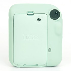 Resim Fujifilm Instax Mini 12 Yeşil Fotoğraf Makinesi - 10'lu Film - Kıskaçlı Resim Standı ve Silikon Kılı 