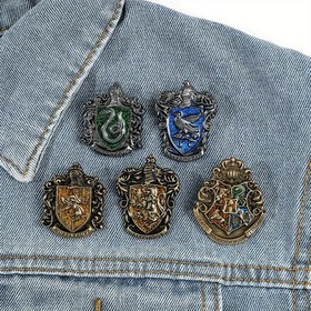 Resim 1/5 adet Karikatür Anime Broş Yaratıcı Gryffindor Kaplama Pin Metal Badje Takı Giyim Sırt Çantası Aksesuarları Hediye 