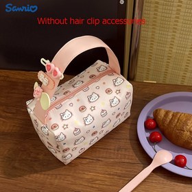 Resim Sanrio Hello Kitty Sevimli Karikatür Makyaj Çantası - Büyük Kapasiteli Hafif Kozmetik Organizatör Fermuarlı, Kadınlar ve Kızlar için Taşınabilir Seyahat Tuvalet Malzemeleri & Kırtasiye Çantası, Anne, Kız Kardeş, Yeğen için Mükemmel Hediye (Pembe & Kırmızı), Eğlenceli Karakter Tasarımı | Sağlam Tutma Sapı 