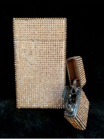 Resim NESGIFT Parlak Gold Taş Kaplama Slim (İNCE) Uzun Sigara Kutusu Ve Zippo Çakmak Seti 
