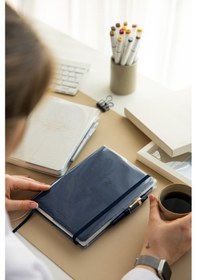 Resim Charm Takılabilen A5 Şeffaf Ajanda Defter Kılıfı - Spiralsiz Lastikli Modellerle Uyumlu Şeffaf - Kırmızı 