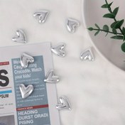 Resim 9 adet Gümüş Kalp Şeklinde Buzdolabı Mıknatısları Seti - Ev Dekorasyonu için Elektrokaplama Karikatür Komik Dekoratif Buzdolabı Mıknatısları, Ofis, Mutfak Araçları, Aşk itirafı hediyesi için mükemmel 