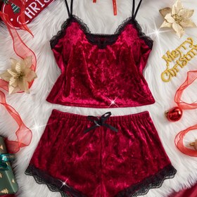 Resim Noel Şık Zıt Dantelli Kadife Pijama Takımı, V Yaka Askılı Üst ve Elastik Bel Bağlı Şort, Kadın Sonbahar/Kışlık Uyku ve Ev Giysileri 
