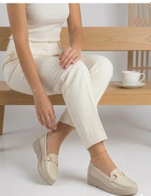 Resim Büyük Numara Hakiki Deri Ortepedik Comfort Tokalı Kadın Ayakkabı Bej - Krem 