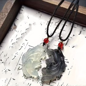 Resim Çiftler için Günlük Kullanım ve Ev Dekorasyonu Hediyesi Olarak Uygun, 2 Adet Reçine Barışçıl Antik Tarz Su Mürekkebi Balık Burcu Çift Kolye Ucu 
