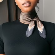 Resim Kadınlar için Retro Geometrik Baskılı Kare Eşarp - İlkbahar Yaz Sonbahar İçin Hafif & Rüzgar Geçirmez Moda Aksesuarı, Toprak Tonlarında Çok Yönlü Günlük Boyun Sarma (Elde Yıkama/Kuru Temizleme), Boyun Eşarbı, Baş Sarma, Trendy Eşarp, Şık Boyun Takısı, Sadece Kuru Temizleme, Dekoratif Şal, Açık Hava Tutkunları 