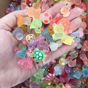 Resim 50 Parlayan Mini Hayvan Figürleri - Bahçe, Parti, Terrarium ve Bebek Evi Dekoru için Reçine Heykeller | Elektrik Gerektirmez, Mikro Peyzajlar ve Kusursuz Gösterimler için Mükemmel, Bahçe Süsleri, Parlayan Özellik 