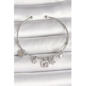 Resim Pirinç Gümüş Renk Sallantı Zirkon Taşlı Ayıcık Figür Taç Detay Charm Kadın Bileklik 