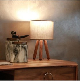 Resim Naturel Ahşap Silindir Başlıklı Gri Kumaş Abajur Genç Odası Yatak Odası Okuma Köşesi Lambası Gri 