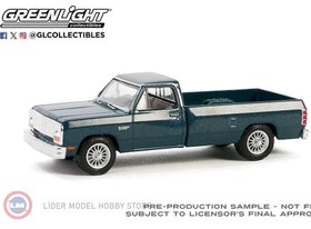 Resim 1:64 Greenlight 1982 Dodge Ram W250 Power Ram Pickup in Medium Seaspray 