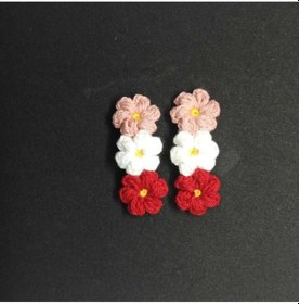 Resim Üç Çiçek Şık Tasarım Amigurumi 2 Li Toka Seti Kırmızı Tek Ebat Çok Renkli 