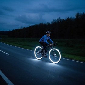 Resim Karanlıkta Parlayan Reflektörlü Neon Etiketler, Ücretsiz Renk Uyum, Savaş Şeritleri, Üstün Bisiklet Koruma Seti, Bisikletler/Scooterlar/Sürüş için Uygun, Daha Güvenli Gece Sürüşü Sağlar, Bisiklet Kaskı, Bisiklet Aksesuarları, Bisiklet Lamba Tutucu 