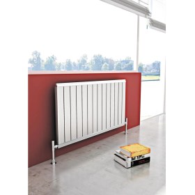 Resim Carisa Elıte 0400*0370*05/RAL 9016 Parlak Beyaz/standart Bağlantı (Iki Yan Alt-Üst Çapraz)/alüminyum Radyatör 