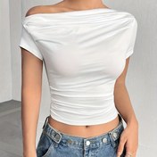 Resim Kadınlar için Yazlık Omuz Üstü Volanlı Etekli T-Shirt - Bej, Asimetrik, Kısa Kollu, Rahat Üst, Rahat Kıyafet, Rahat Kıyafet T-Shirt | Volanlı Etek Üst | Rahat Fit, Bayanlar T-Shirt'leri 