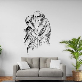 Resim Romantik Yatak Odası Tabloları Öpüşen Çift Temalı Metal Tablo 