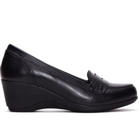 Resim Derimod Kadın Siyah Deri Dolgu Topuklu Ayakkabı 25AFD412118 